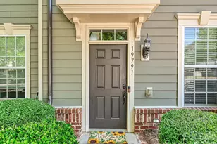 19791 Playwrights Way, Cornelius, NC 28031 - Photo 2