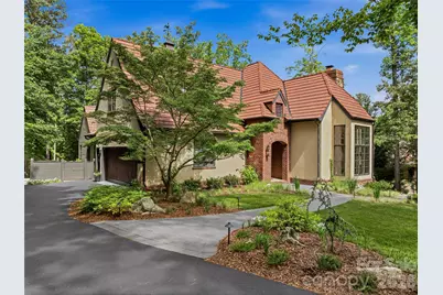 907 Kells Blue Court, Candler, NC 28715 - Photo 2