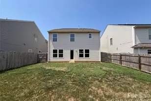 2534 Stream Bank Dr, Charlotte, NC 28269 - Photo 16