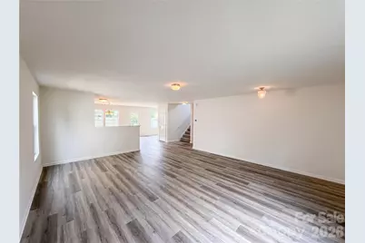 2534 Stream Bank Drive, Charlotte, NC 28269 - Photo 6