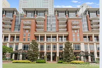 435 S Tryon Street #904, Charlotte, NC 28202 - Photo 2