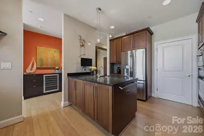435 S Tryon Street #904, Charlotte, NC 28202 - Photo 6