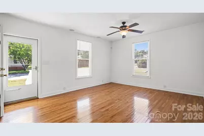 109 Globe Street, Mount Holly, NC 28120 - Photo 6