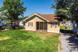 1614 College Ave SW, Lenoir, NC 28645 - Photo 2