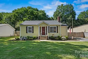 906 Oregon Ave, Kannapolis, NC 28083 - Photo 1