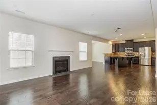5620 Selkirkshire Rd, Charlotte, NC 28278 - Photo 8