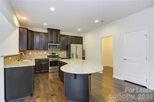 5620 Selkirkshire Rd, Charlotte, NC 28278 - Photo 14