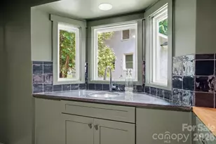 3800 Lovett Cir, Charlotte, NC 28210 - Photo 16