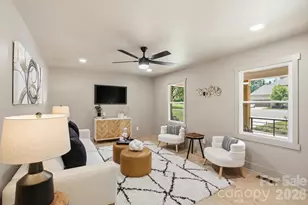 3800 Lovett Cir, Charlotte, NC 28210 - Photo 10
