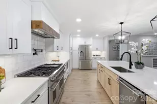 3800 Lovett Cir, Charlotte, NC 28210 - Photo 12