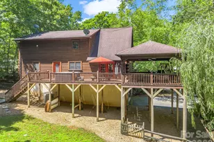 136 Dalton Ct, Lake Lure, NC 28746 - Photo 4
