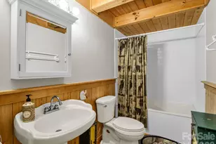 136 Dalton Ct, Lake Lure, NC 28746 - Photo 20