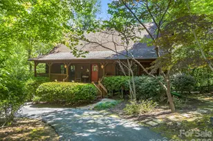 136 Dalton Ct, Lake Lure, NC 28746 - Photo 2