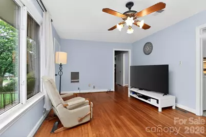 2122 Englewood Street, Kannapolis, NC 28083 - Photo 4