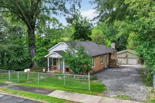 13 E Murray St, Maiden, NC 28650 - Photo 2