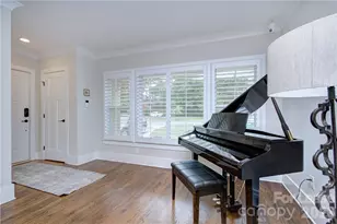 3215 Cambridge Rd, Charlotte, NC 28209 - Photo 4
