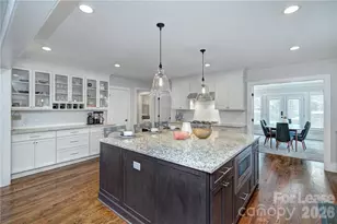 3215 Cambridge Rd, Charlotte, NC 28209 - Photo 10
