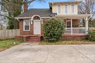 322 Salisbury Rd, Statesville, NC 28677 - Photo 1