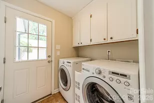 5522 Sharon Rd, Charlotte, NC 28210 - Photo 12