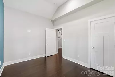 740 Seldon Drive, Charlotte, NC 28216 - Photo 6