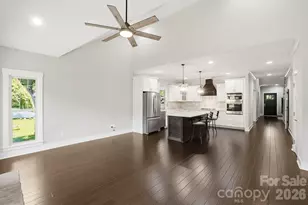 740 Seldon Dr, Charlotte, NC 28216 - Photo 24