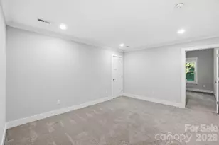 740 Seldon Dr, Charlotte, NC 28216 - Photo 36