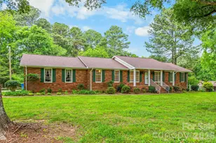 1719 Suther Rd, Concord, NC 28025 - Photo 2