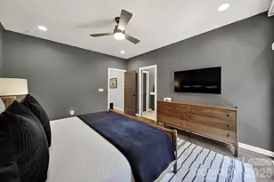 428 E 33rd St, Charlotte, NC 28205 - Photo 28
