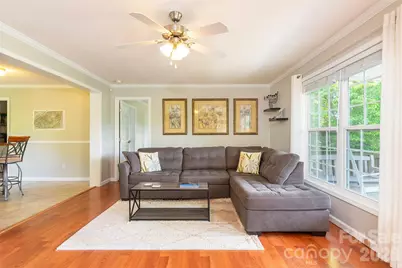 25 Inglescott Way, Alexander, NC 28701 - Photo 2