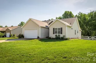 235 Kendra Dr, Mooresville, NC 28117 - Photo 2