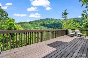 8 Sunny Ridge Dr, Asheville, NC 28804 - Photo 2