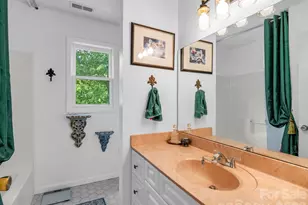 8 Sunny Ridge Dr, Asheville, NC 28804 - Photo 28