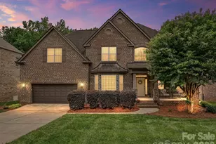 9643 Hampton Oaks Ln, Charlotte, NC 28270 - Photo 1