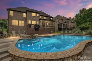 9643 Hampton Oaks Ln, Charlotte, NC 28270 - Photo 42