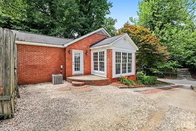 2001 Wood Dale Terrace, Charlotte, NC 28203 - Photo 28