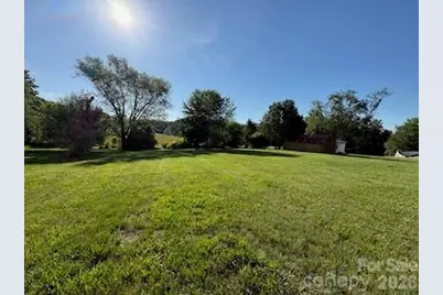 122 Wallace Street, Boonville, NC 27011 - Photo 4