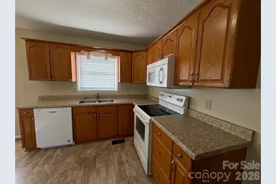 122 Wallace Street, Boonville, NC 27011 - Photo 10