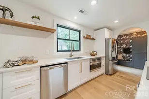 2528 Providence Rd, Charlotte, NC 28211 - Photo 16