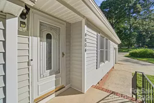 4604 Oakwood Cir, Gastonia, NC 28056 - Photo 6