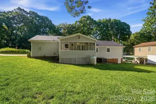 4604 Oakwood Cir, Gastonia, NC 28056 - Photo 46