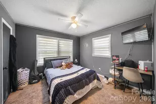 44080 Woodhurst Rd, New London, NC 28127 - Photo 14