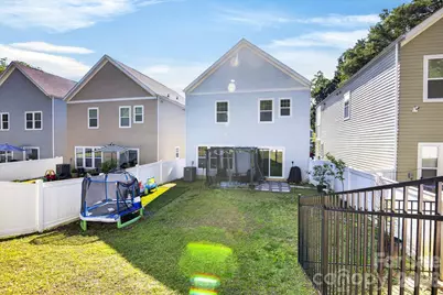 548 Kingsway Circle, Charlotte, NC 28214 - Photo 8