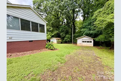 5057 Erickson Road, Charlotte, NC 28208 - Photo 8