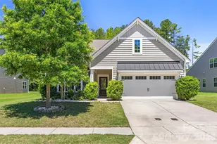 2321 Napa Valley Dr, Waxhaw, NC 28173 - Photo 2