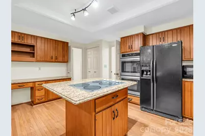 115 Woodhaven Drive, Hendersonville, NC 28739 - Photo 14