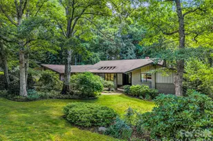 115 Woodhaven Dr, Hendersonville, NC 28739 - Photo 1