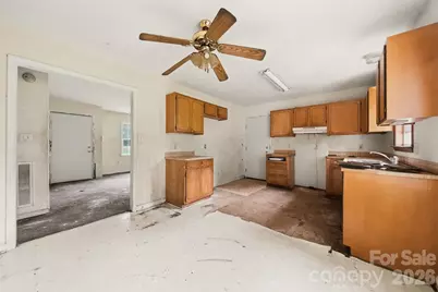 2130 Haven Circle SE, Lenoir, NC 28645 - Photo 8