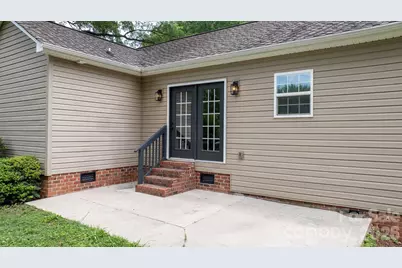 208 S B Avenue, Maiden, NC 28650 - Photo 26