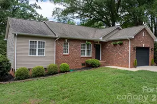 208 S B Ave, Maiden, NC 28650 - Photo 2