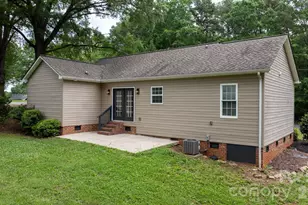 208 S B Ave, Maiden, NC 28650 - Photo 4